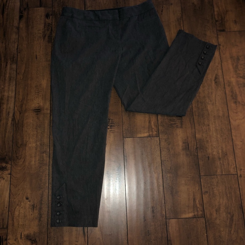 Express 
Dark Gray Dress Pant Capri
Size 8